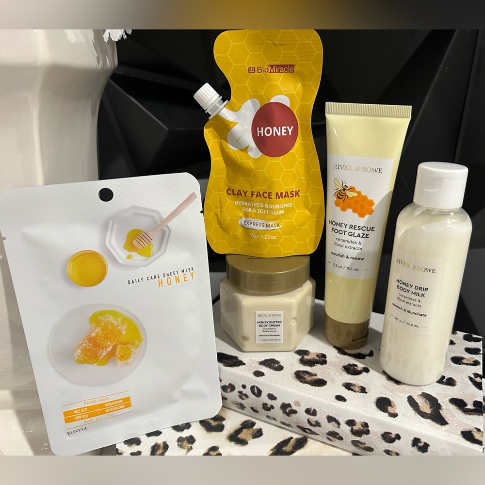 🍯 Honey Glow Self-Care Bundle – Nourish, Hydrate & Pamper Head-to-Toe 🍯